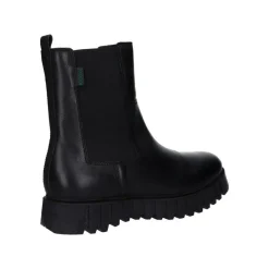 910582-60 KICK FAVORITE