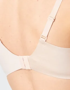 BODY MAKE UP SOFT TOUCH