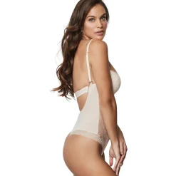 Body string préformé AGATHA