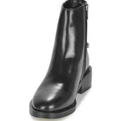 CARLISLE FLAT BOOTIE