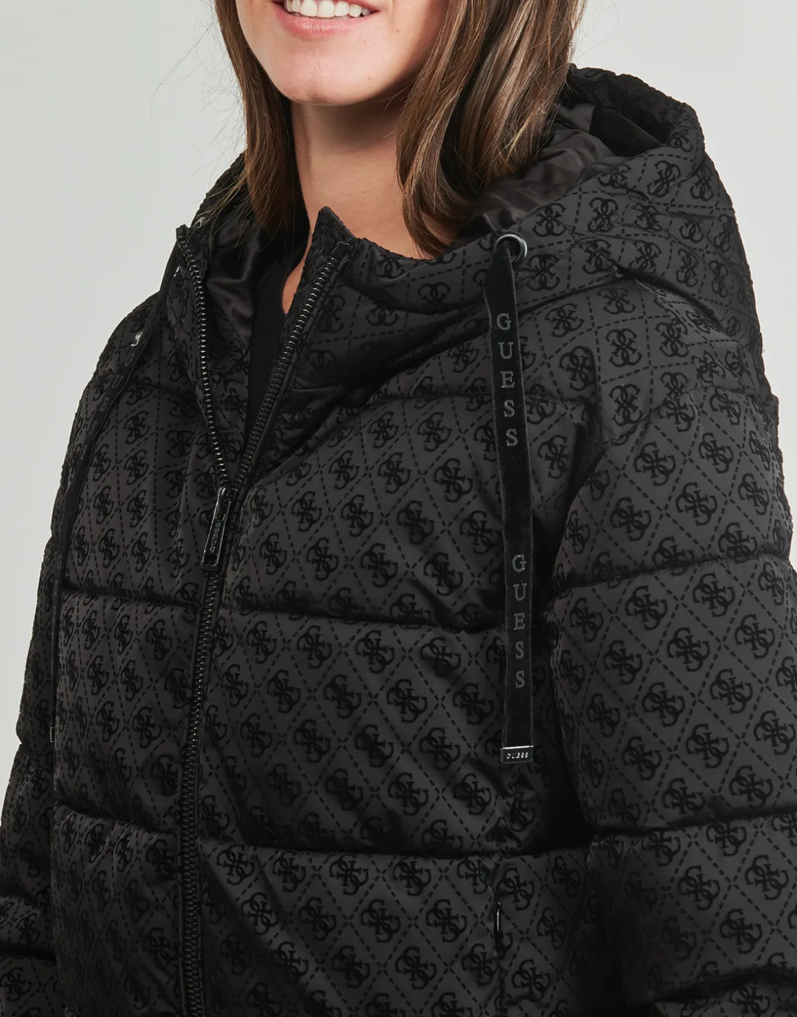 DAISY PUFFER LOGO FLOCK