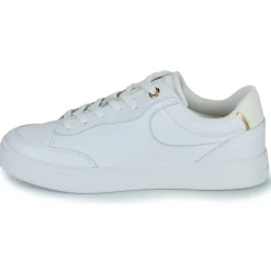 ESSENTIAL CHIC COURT SNEAKER