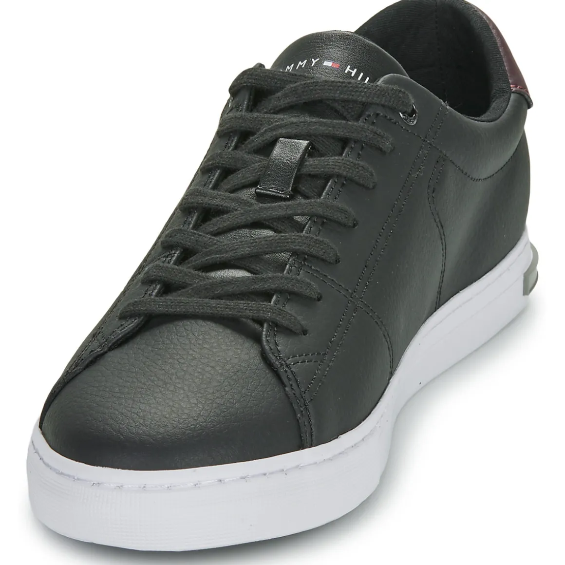 ESSENTIAL LEATHER DETAIL VULC