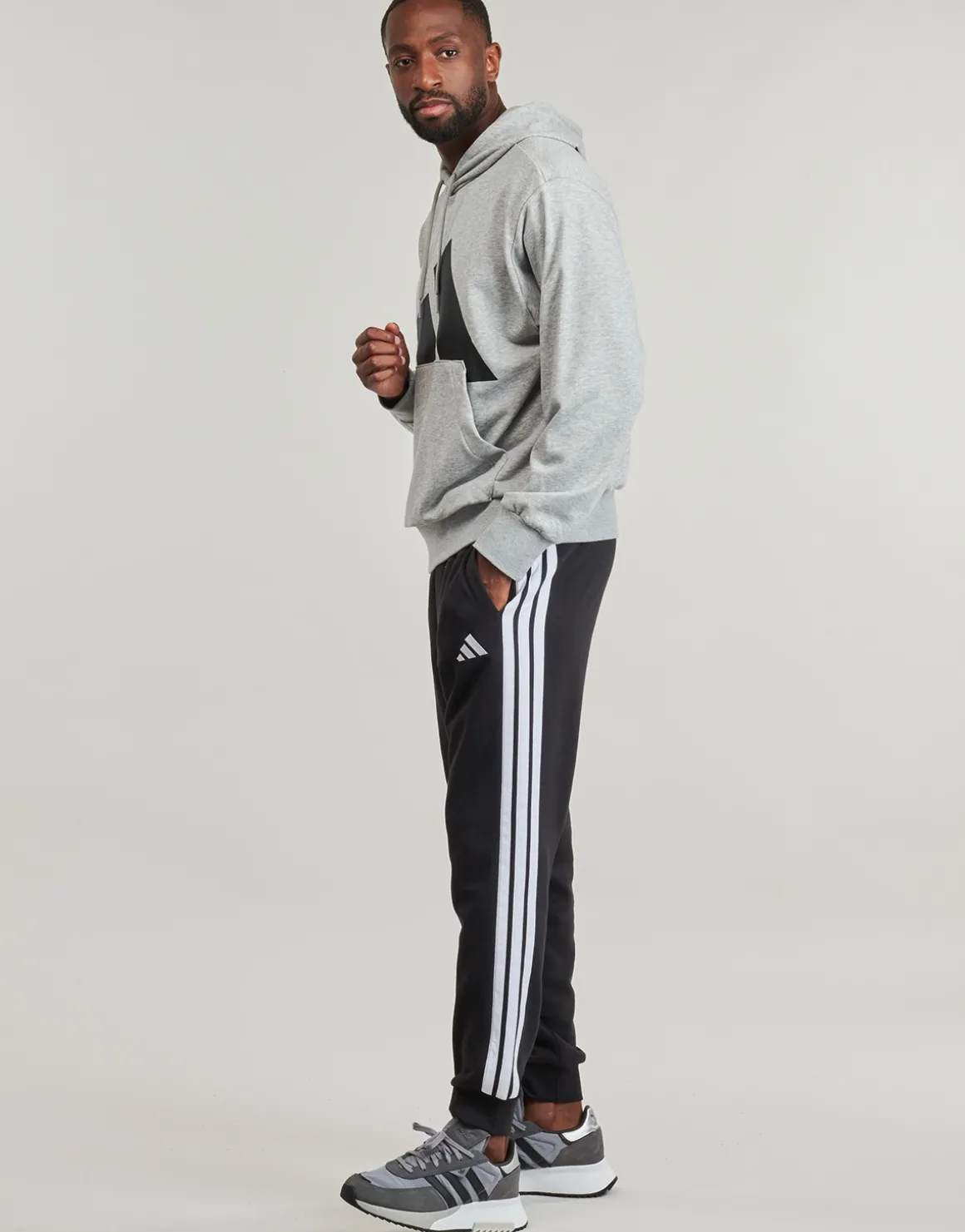 Essentials 3-Stripes Fleece Joggers