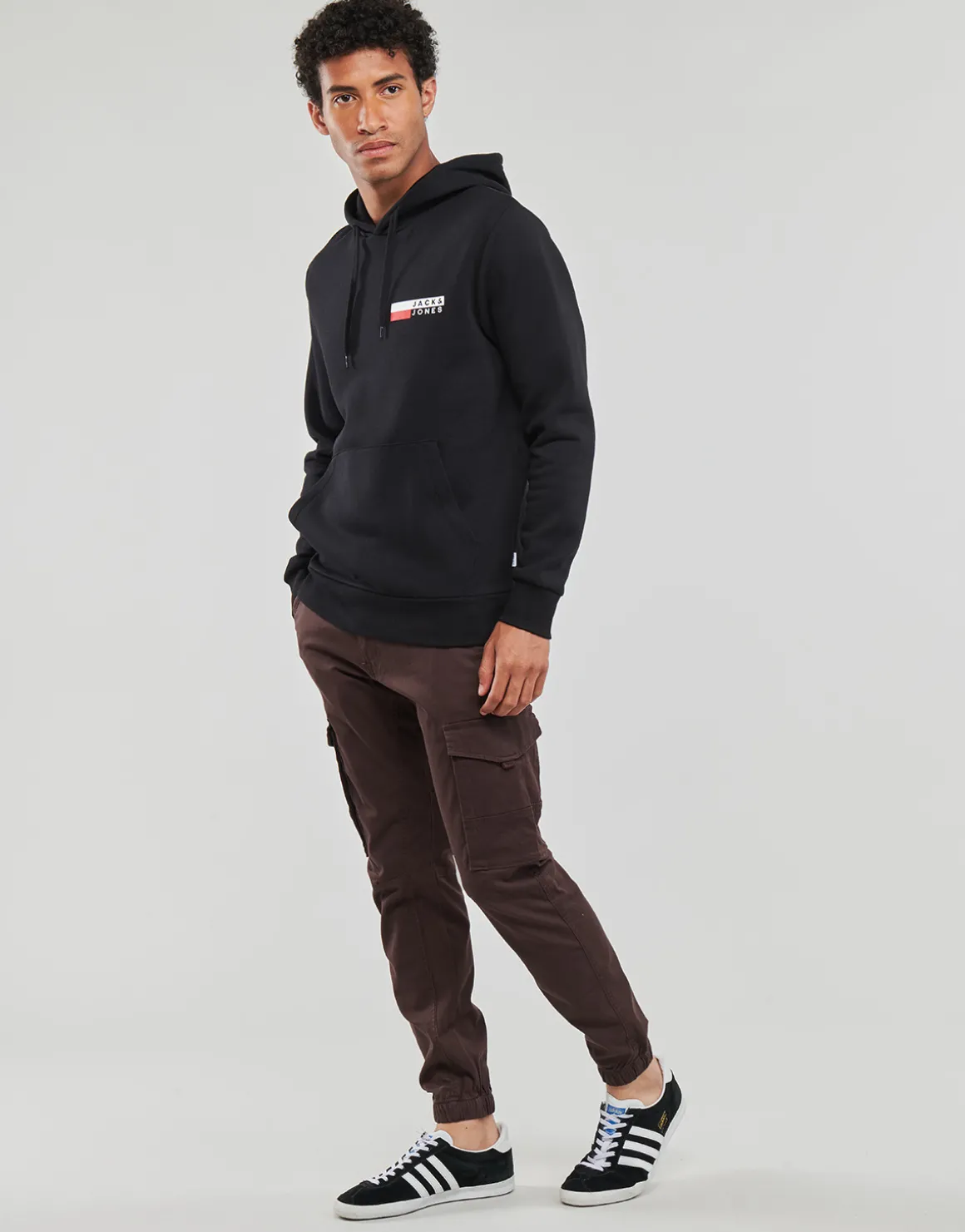 JPSTPAUL JJFLAKE AKM