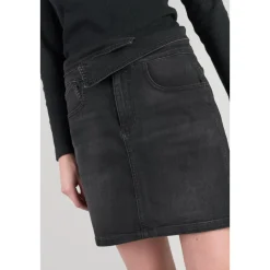 Jupe courte callas en jeans noir délavé