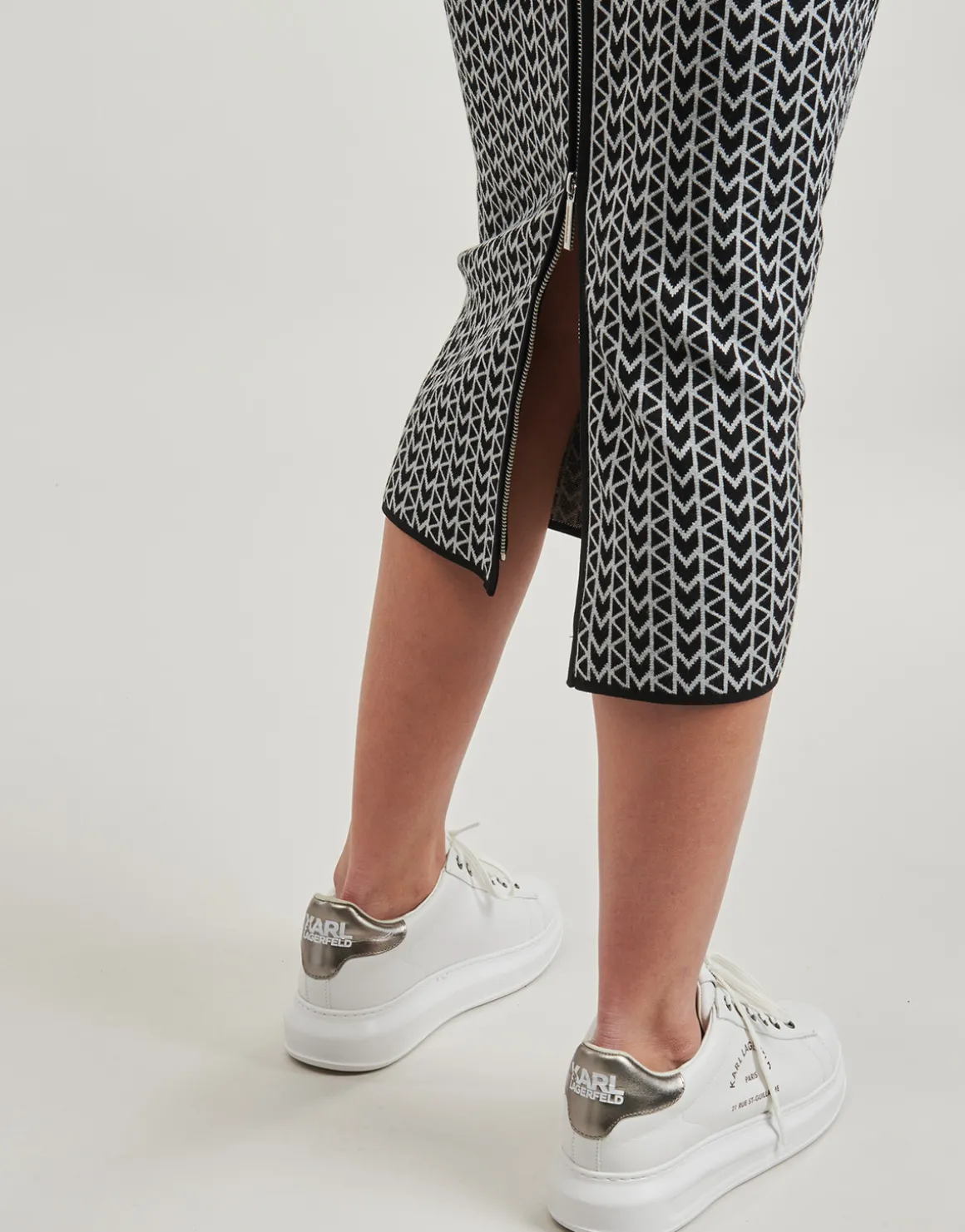 MK JACQUARD MIDI SKIRT