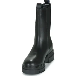 MONOCHROMATIC CHELSEA BOOT