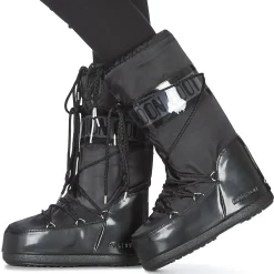 MOON BOOT GLANCE