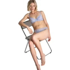 Soutien-gorge plongeant SCARLETT