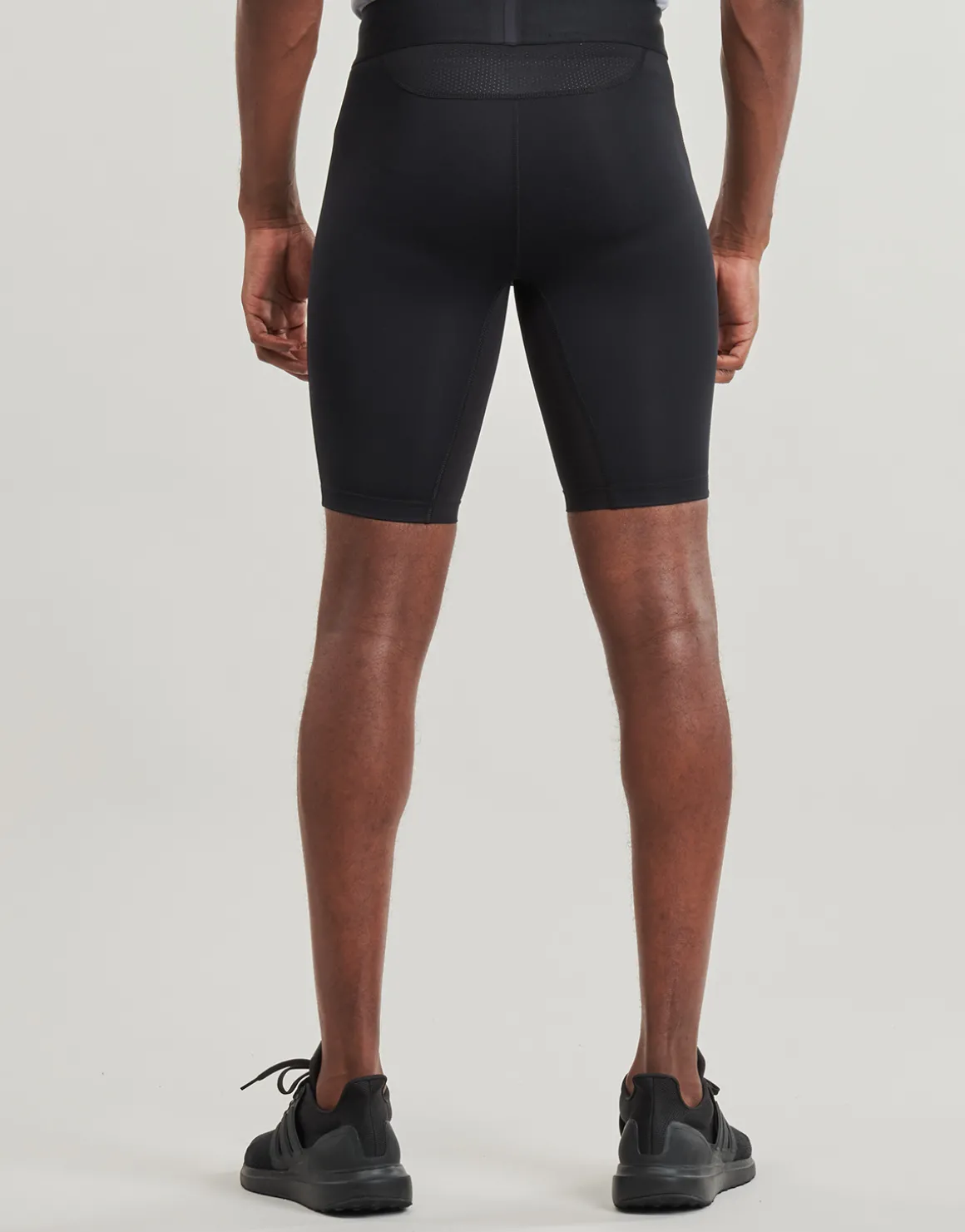 TECHFIT Short Tights