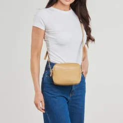 TJW ESS MUST CAMERA BAG BOX PU