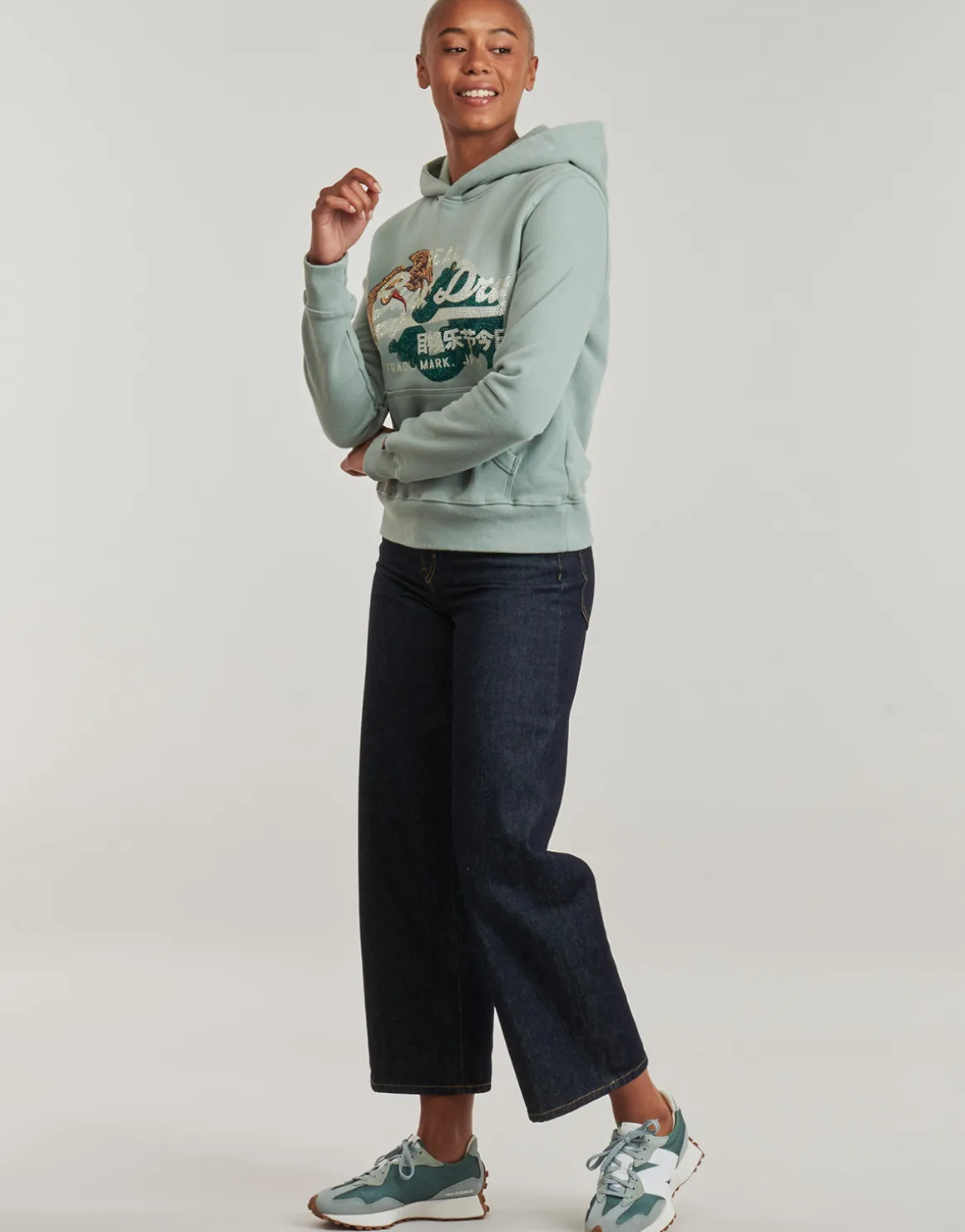 TOKYO VINTAGE LOGO HOODIE