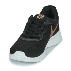 WMNS NIKE TANJUN